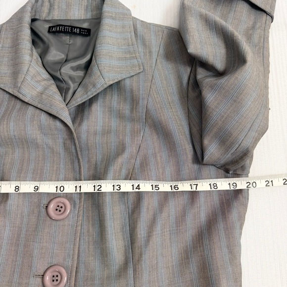 LAFAYETTE 148 Gray Virgin Wool Silk Pinstripe Blazer Size 8 Career Timeless - Picture 4 of 6